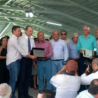 Câmara de Vereadores entrega título de cidadão Aporeano